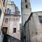Iconic Italian Townhouse w Rooftop Terrace & Mountain View, Pigna
