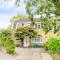 Leeward Gardens With EnSuite - London