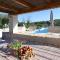 Trullo Antico with exclusive swimming pool