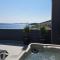 Penthouse Petra with hot tub