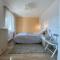 Modern and well done flat Geneva - self check-in - Saint-Genis-Pouilly