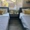 Stunning Modern Home King Bed Pool Jacuzzi Fire pit - Oakley Stunning Modern Home King Bed Pool Jacuzzi Fire pit - Oakley
