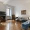 Trevi Fountain Apartment