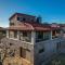 Villa Recluso-3 bd luxury country villa, huge heated pool with hydromassage, individual bbq & large yard, mountain view