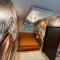 Mox Downtown Apartman