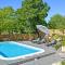 Gorgeous Home In Nevest With Outdoor Swimming Pool - Unešić