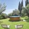 Nice Home In Camaiore With 3 Bedrooms And Wifi