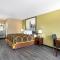 Super 8 by Wyndham Nashville West