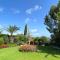 Amorosa Beach Villa 14