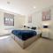 Luxury One Bedroom Serviced Apartment in the Heart of Bedford - بيدفورد