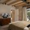 Villa La Vinella with heated pool