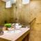 Condominio Nitta 308