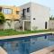 Villa Keur Méry, Luxe, Piscine Privée & Personnel à Ngaparou