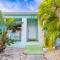 Beautiful Pool House in SunnySide, Close to the Beach! - Dania Beach