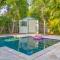 Beautiful Pool House in SunnySide, Close to the Beach! - Dania Beach