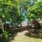 Treetop Guesthouse and Bungalows