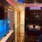 Azure Gold Apartment