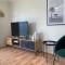 Private Guesthouse - Pet friendly - Walk to Beach