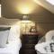 The Feathered Nest Inn - Westcote