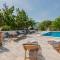 Amazing Home In Vrgorac With Wifi - Vrgorac