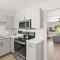 Lovely 1-bedroom condo in Biltmore - Parking