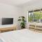 Lovely 1-bedroom condo in Biltmore - Parking