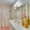 Kingwood Resort Condo with Golf Course Views!
