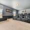 Upscale Family Home withCustom Arcade, Theatre - دافِنبورت