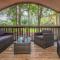 2502 Chateau by the Green