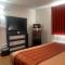 Regal 8 Inn & Suites