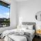 Hobsonville Point Enchanter with Parking and Wi-fi - أوكلاند