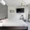 The Studios 22800