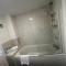 Comfy 2-bed home - Contractors and Leisure - 西布罗姆维奇