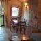 All Stone Horse Stable Converted to Elegant Apartment - Baltimora