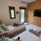 Paralia Homes cheerful 2 bedroom with pool, unit #1 - 克里皮吉