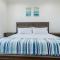 Your perfect getaway: beachside- 6 beds, sleeps 10