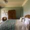 Christie Mansion - Luxury Cottages