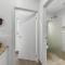 Bright & Easy - Address is 7 Cobb & C Way Pet Friendly Inside - Robe