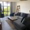 5 mins from the Eden Project Baybreeze Holiday Apartment, Sea Views, Super Kingsize Beds