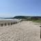 5 mins from the Eden Project Baybreeze Holiday Apartment, Sea Views, Super Kingsize Beds