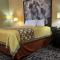Super 8 by Wyndham Pasadena - Pasadena