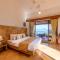SaffronStays Shambhala Lakeside - 3BHK Villa with Infinity Pool, Lakeview Deck & Alfresco Dining
