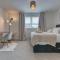 Spacious 4 BR House w/Parking - برمنغهام