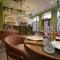 HIDE PARK Hotel - 文尼察