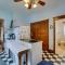Dtwn Victorian Home - 1 Mi to Lake Michigan Beach!
