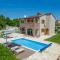 Paradis Villa Stone Queen with Heated Pool - Butkovići