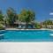 Heritage Villa Laurel
