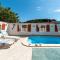 Bild des Lovely garden apartment to private heated pool