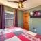 Mtn-View Hilltop Hideaway with Deck in Show Low - Show Low