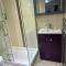 Studio flat Gants Hill with Free Parking
